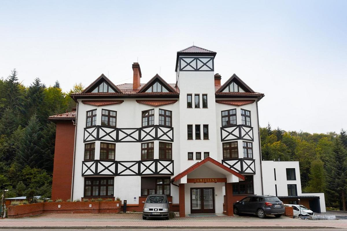 Familijny Osrodek Wypoczynkowo - Rehabilitacyjny Krynica Zdroj Hotel Exterior foto